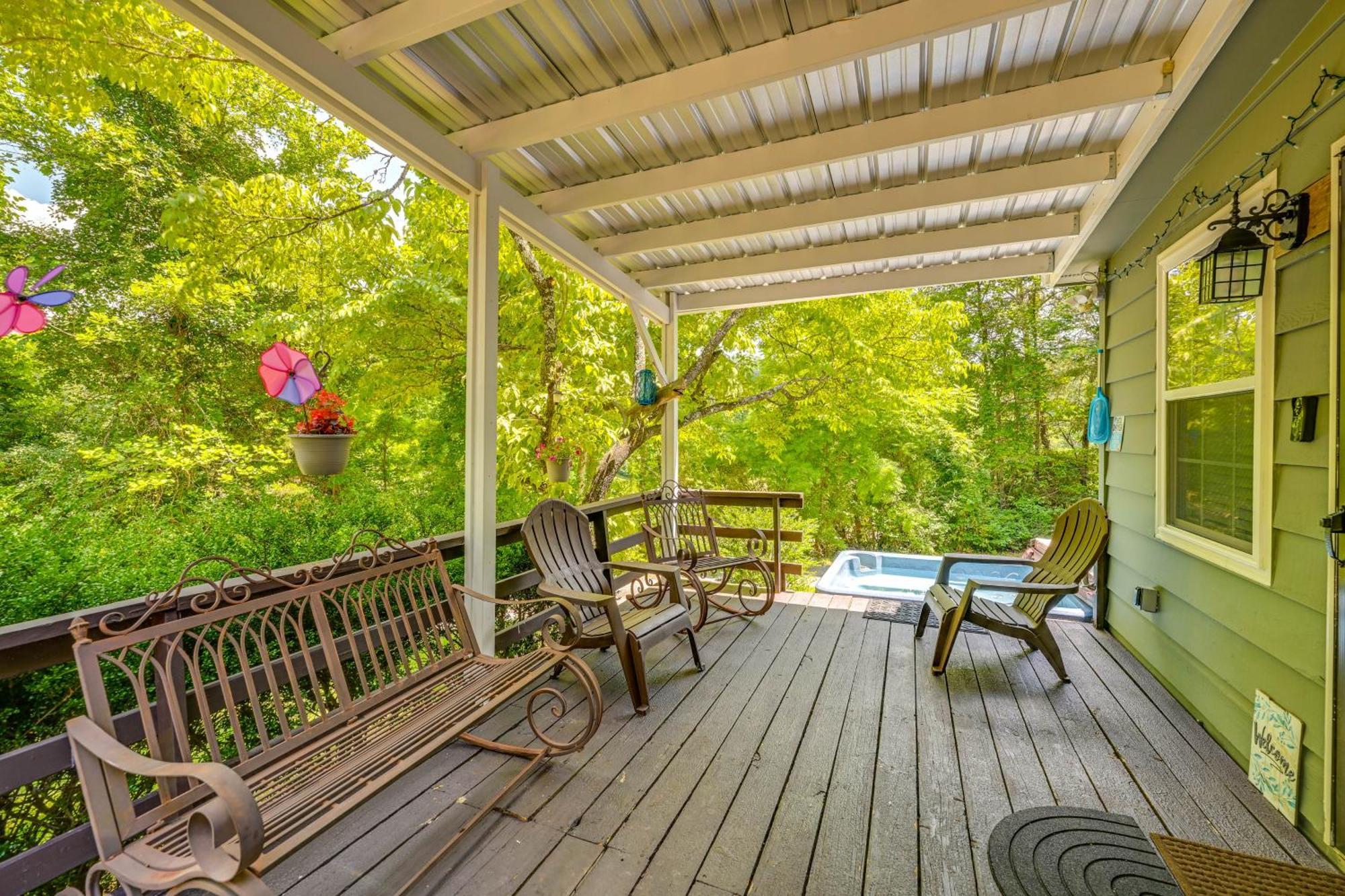 Whittier Vacation Rental Cabin With Private Hot Tub Exterior photo